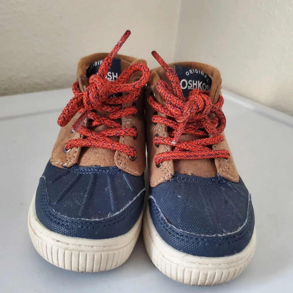 OshKosh Bgosh Toddler Boys Duck Boot Sneakers Navy Tan Orange Size 5M RAFFEO12